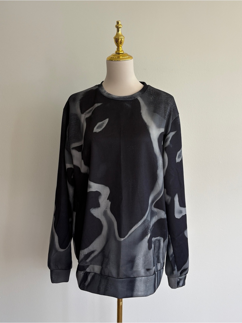 Arif Ferdous “Lovers Kiss” Black & Grey Abstract Face Crewneck Sweatshirt — Size